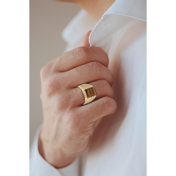 Golden Striped Majesty Men's Gold Ring